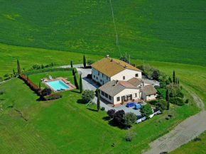 Authentic farmhouse in the Val D Orcia with pool and stunning views